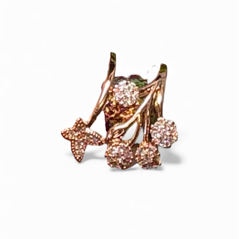Rose gold ring with rhinestones butterfly floral look-adjustable